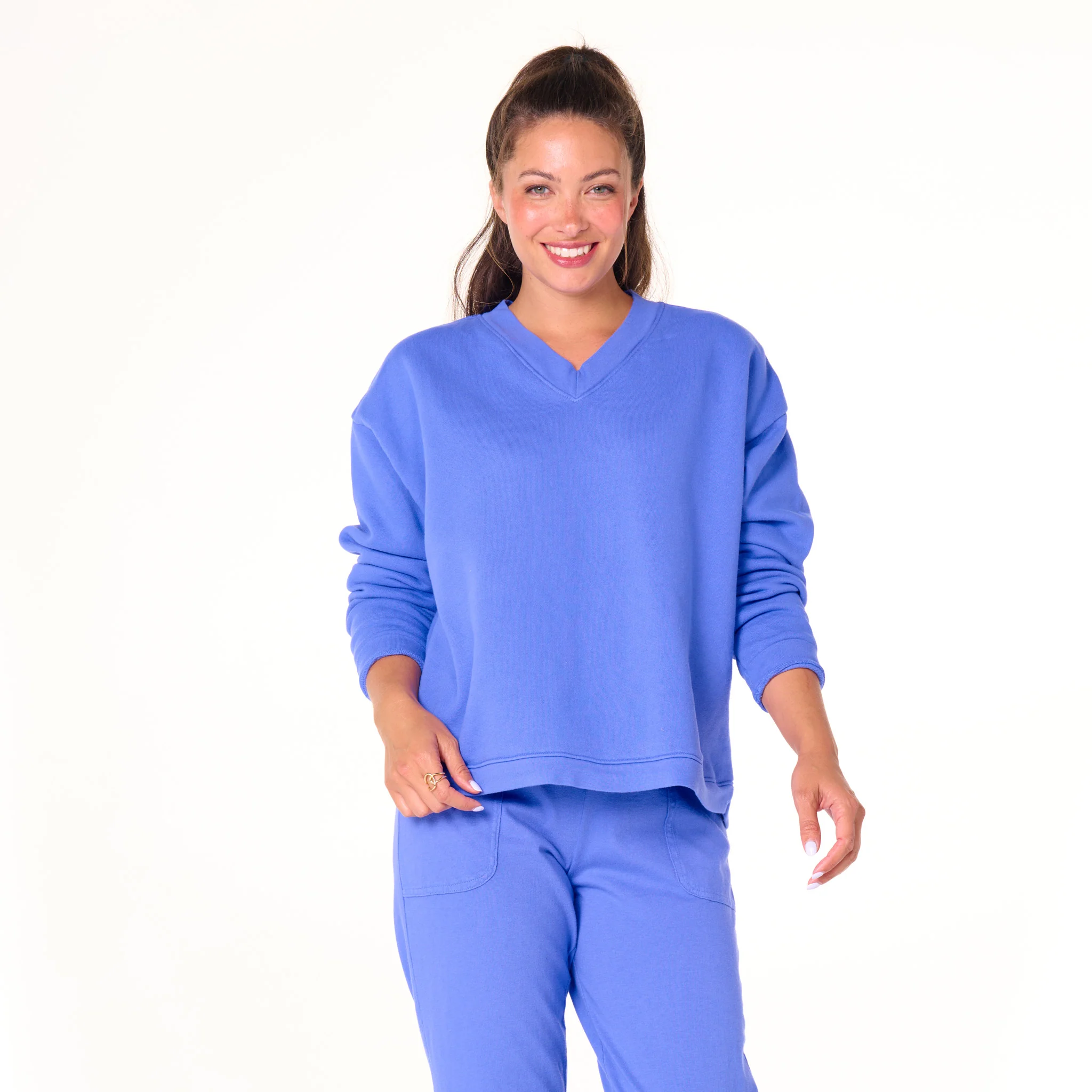 Crop Easy V Neck Sweatshirt - Image 6